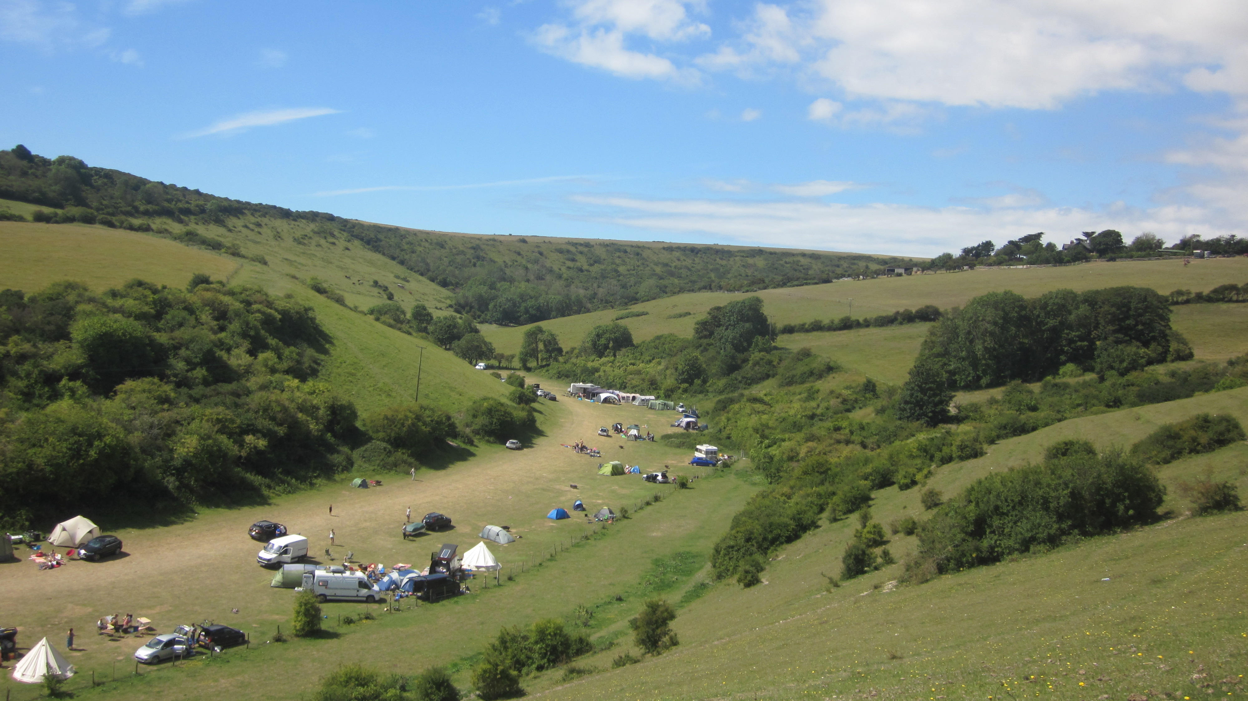 friendly-family-camping